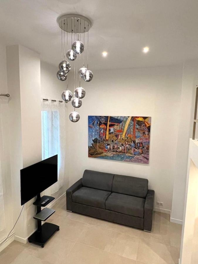 Charme & Elegance - Les Champs-elysees Appartement